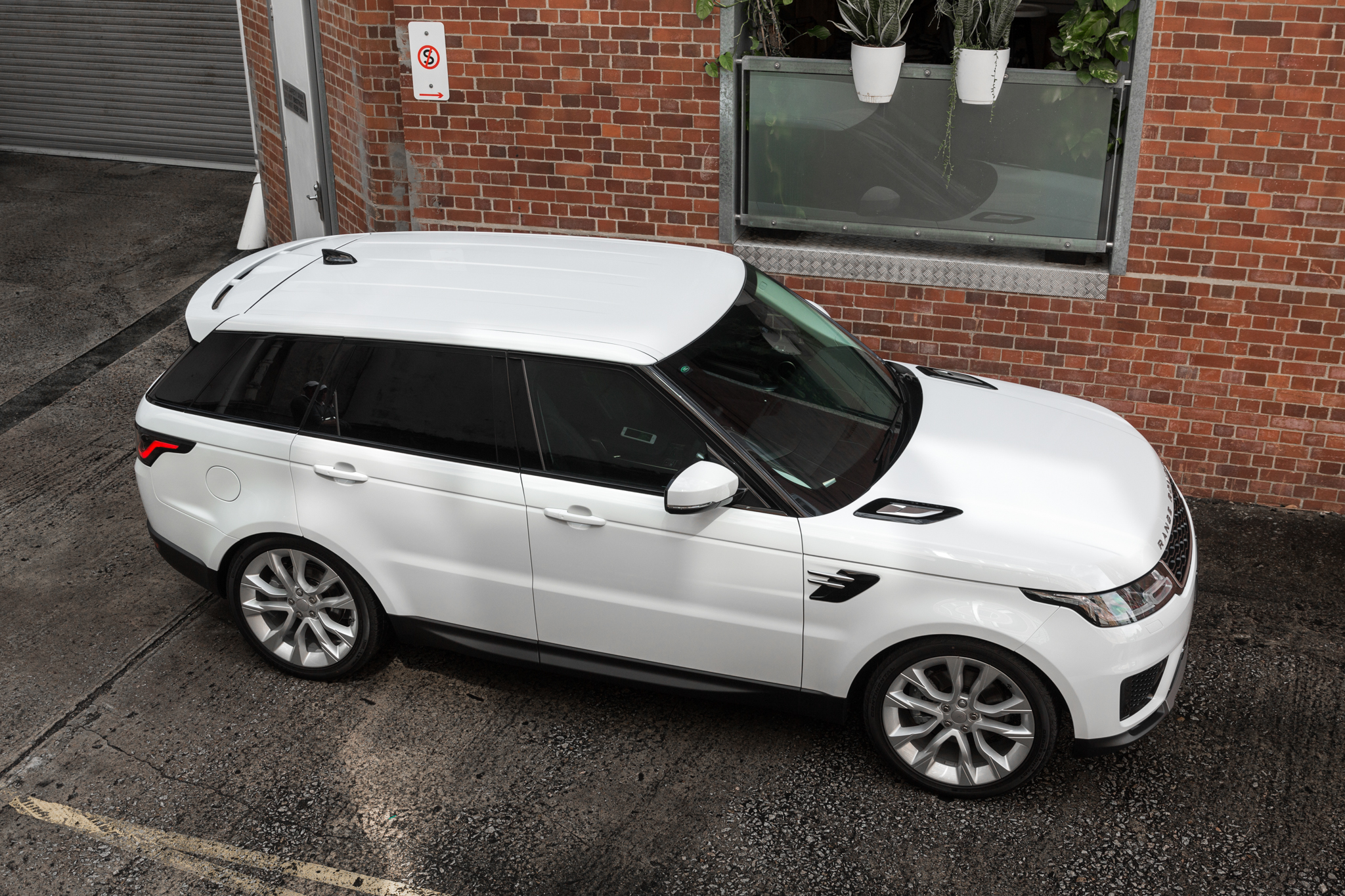 Red_Plum_Automotive_Luxury_Car_Broker_Brisbane_Australia_Range-Rover-Sport